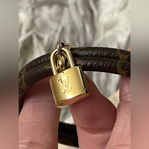 Louis Vuitton Keep It Twice bracelet - Picture 7 of 9